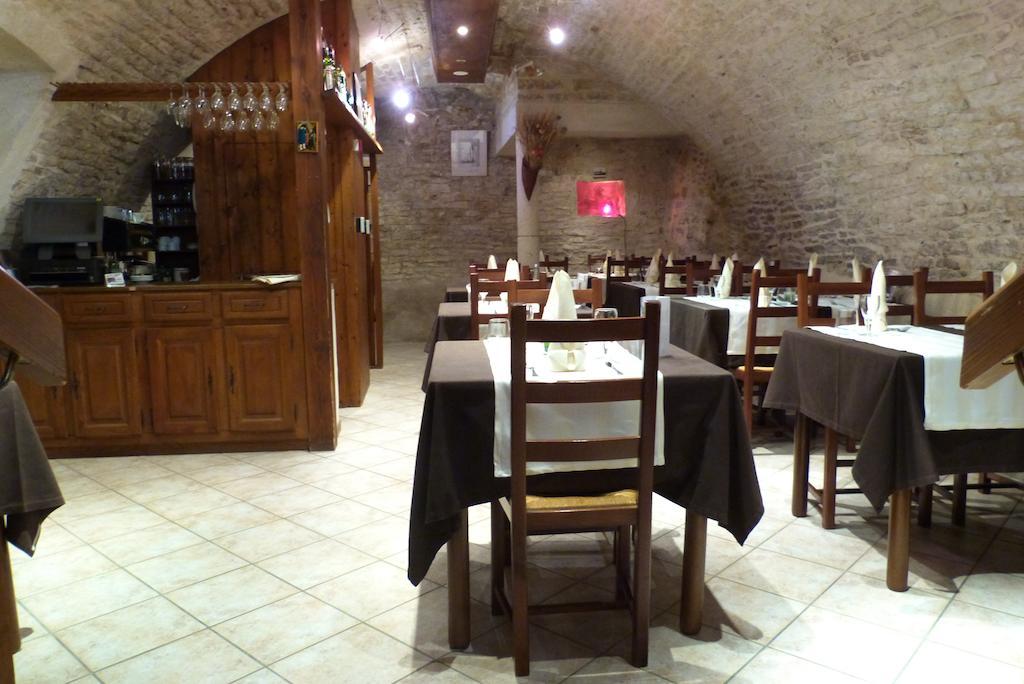 Hotel Du Donjon 2*